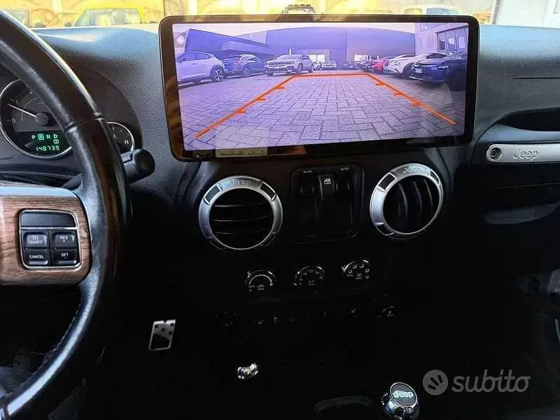Usata Jeep Wrangler Sahara 200 CV (147 kW) 2013 Grigio SUV