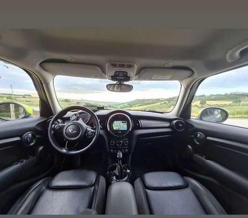 Usata Mini Cooper D Business 116 CV (85 kW) 2015 Grigio Utilitaria