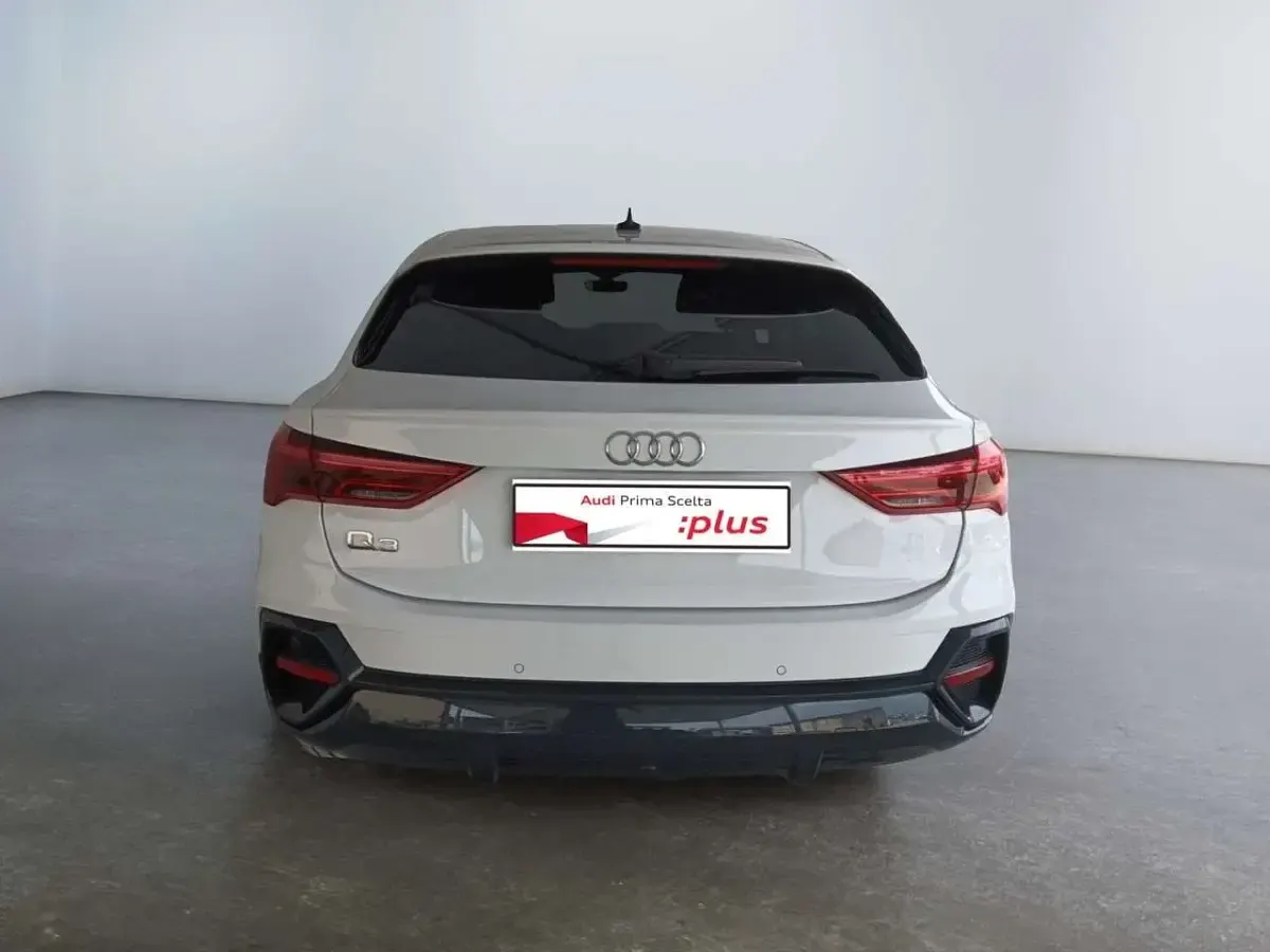 Usata Audi Q3 Business Plus 150 CV (110 kW) 2025 Bianco SUV