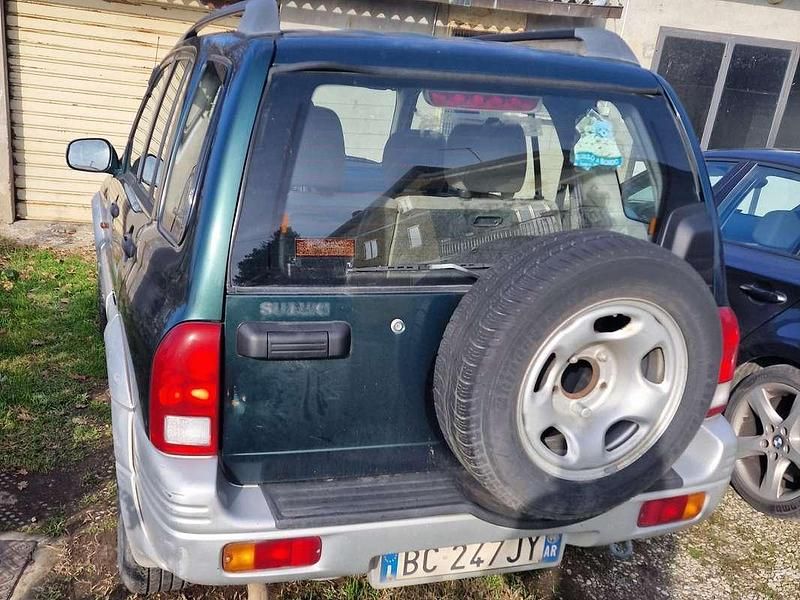 Verde Usata 1999 Suzuki Grand Vitara SUV | 4500 € - Immagine 1/4