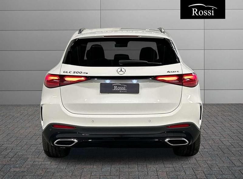 Nuova Mercedes GLC300 197 CV (144 kW) 2026 Bianco polare SUV