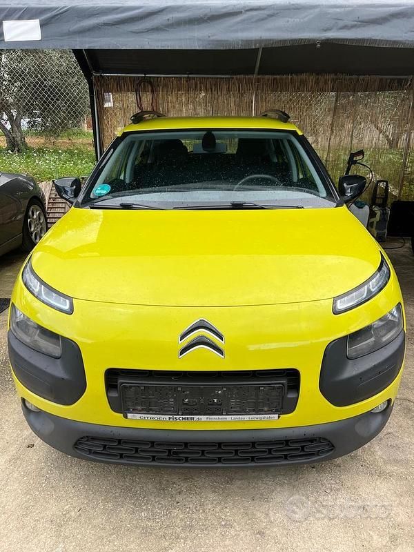 Usata Citroën C4 Cactus Feel 99 CV (72 kW) 2014 Verde Utilitaria