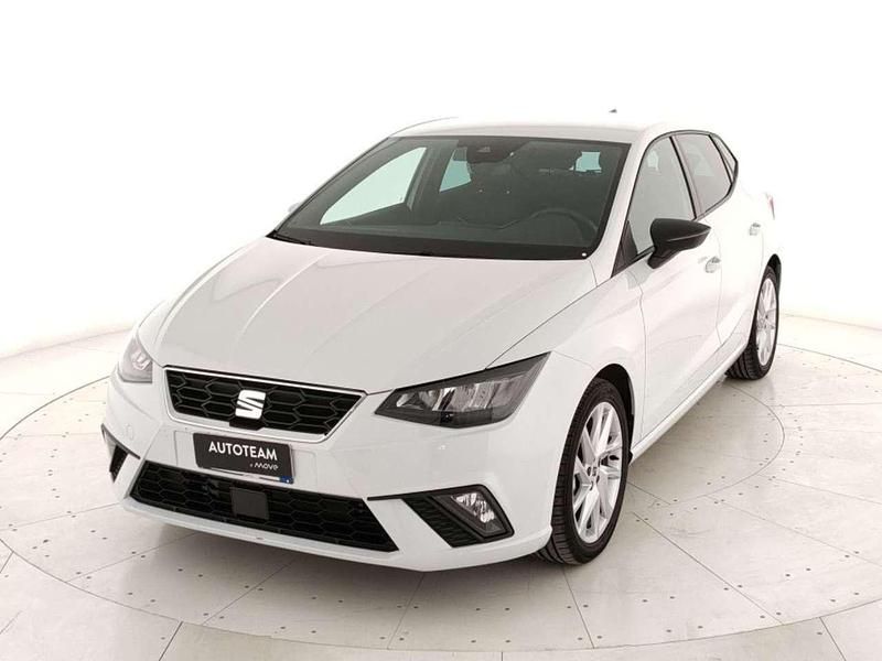 Bianco ghiaccio Usata 2024 Seat Ibiza FR Tre volumi | 15.500 € (Super prezzo) - Immagine 1/4
