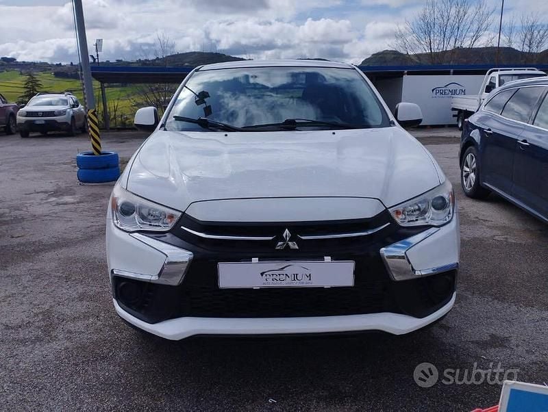 Usata Mitsubishi ASX Invite 114 CV (83 kW) 2018 Bianco SUV