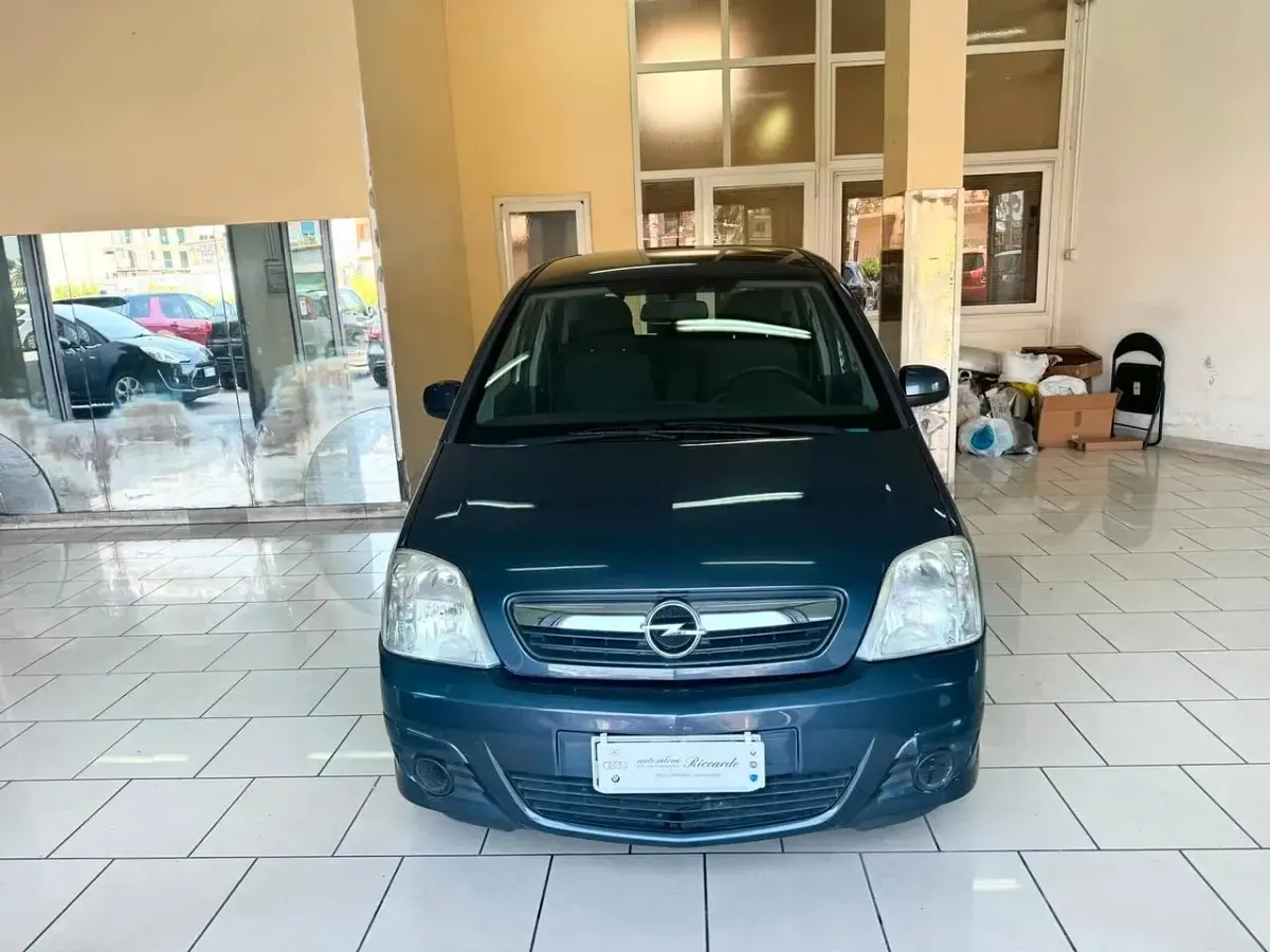 Usata Opel Meriva Cosmo 75 CV (55 kW) 2007 Monovolume