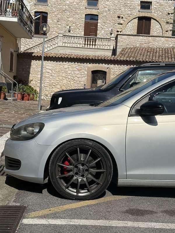 Usata VW Golf VI Trendline 110 CV (80 kW) 2009 Utilitaria