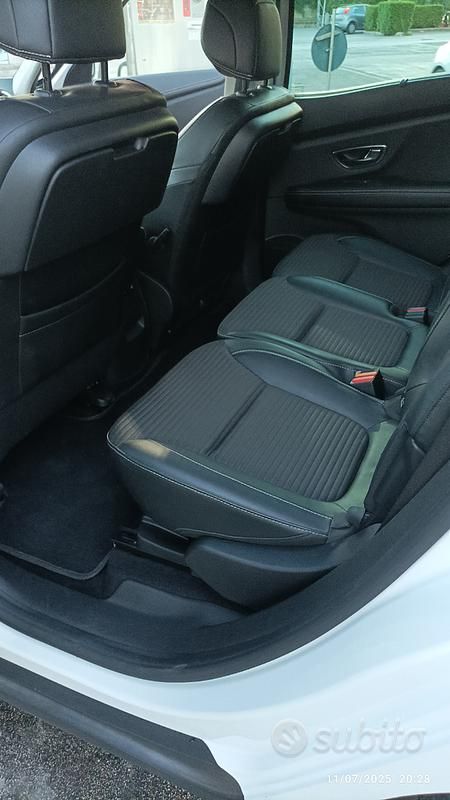 Usata Renault Scénic IV 131 CV (96 kW) 2017 Bianco Monovolume