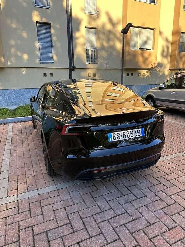 Usata Tesla Model 3 RWD 88 kW (120 CV) 2023 Nero Berlina