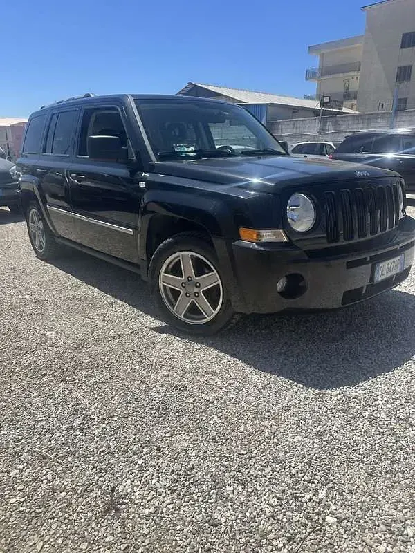 Usata Jeep Patriot Limited 140 CV (102 kW) 2008 SUV