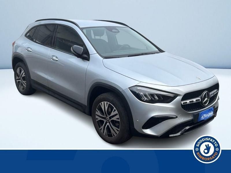 Usata Mercedes GLA180 Advanced Plus 116 CV (85 kW) 2025 Argento SUV