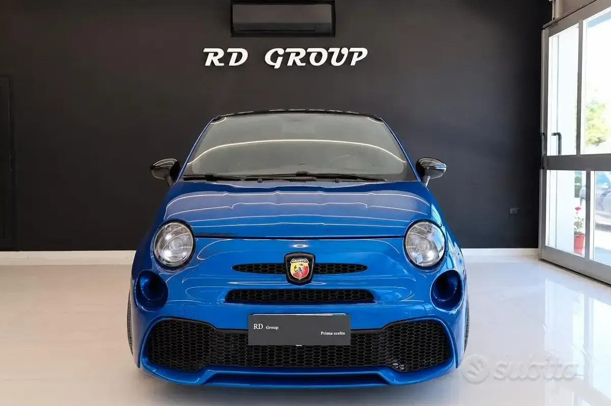 Usata Abarth 595 Pista 160 CV (117 kW) 2018 Blu Berlina