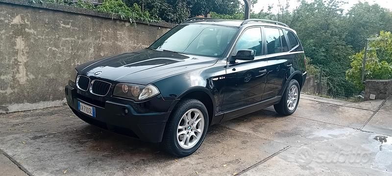 Nero Usata 2005 BMW X3 SUV | 4500 € (Buon prezzo) - Immagine 1/4