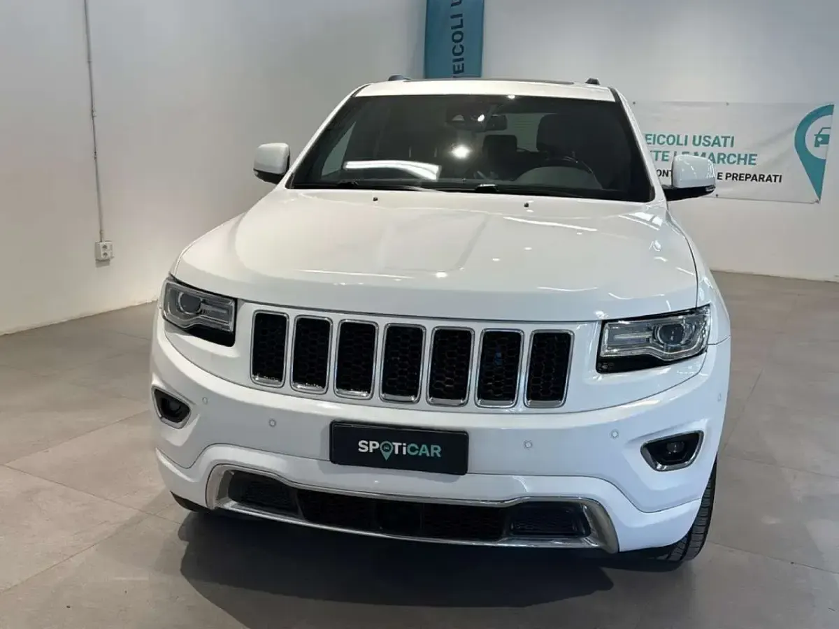 Usata Jeep Grand Cherokee Overland 250 CV (183 kW) 2016 Bianco SUV