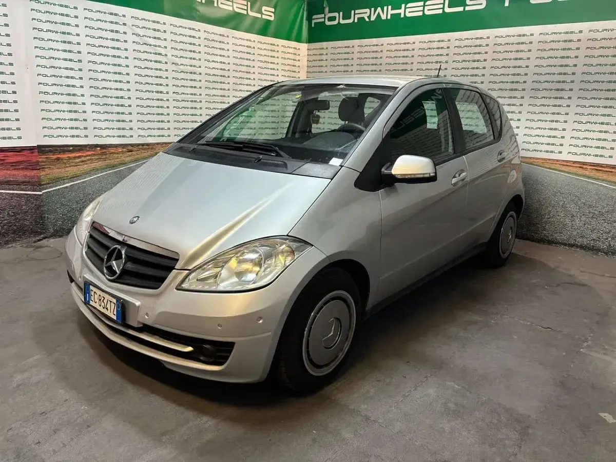 Usata Mercedes A160 Elegance 95 CV (69 kW) 2010 Argento Monovolume