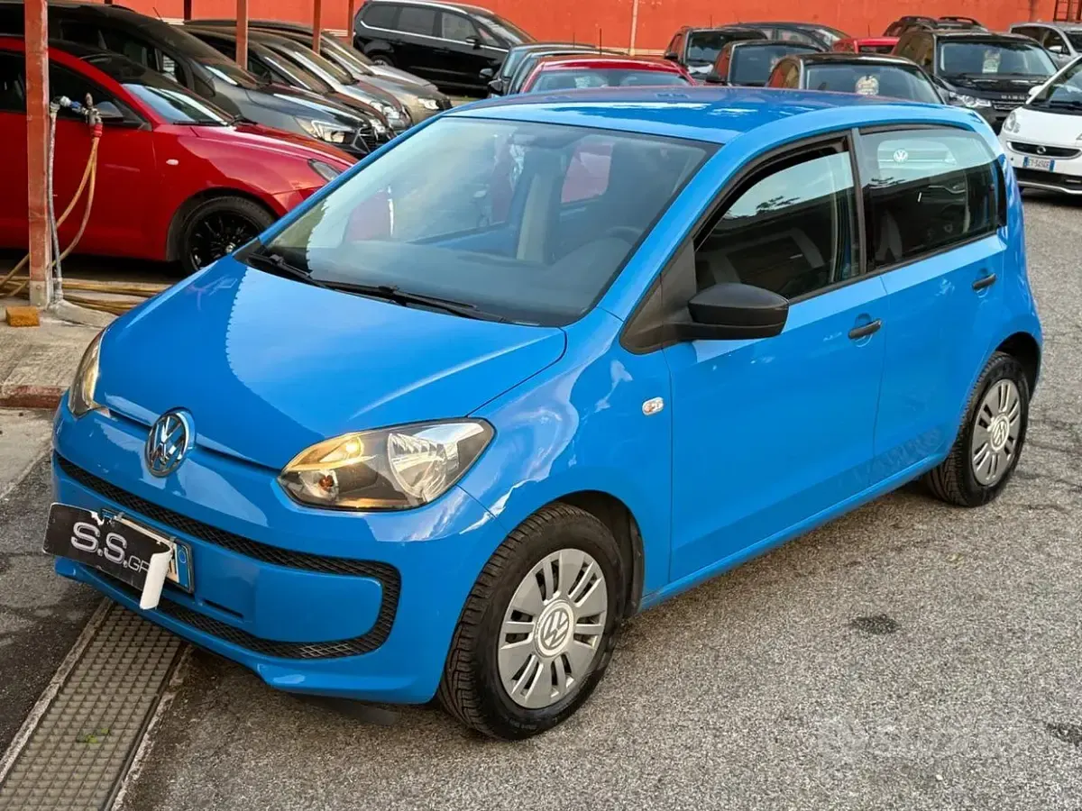Usata VW up! 68 CV (50 kW) 2015 Bluazzurro Utilitaria