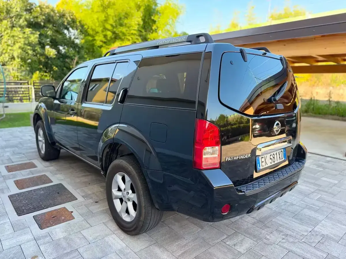 Usata Nissan Pathfinder 190 CV (139 kW) 2011 Nero SUV
