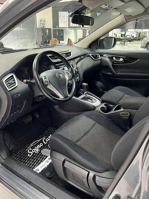 Usata Nissan Qashqai Visia 131 CV (96 kW) 2016 Grigio SUV