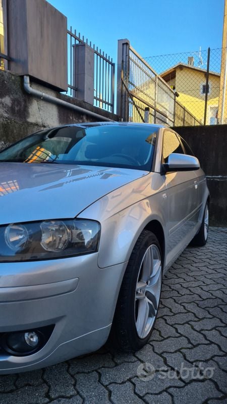 Usata Audi A3 140 CV (102 kW) 2004 Grigio Utilitaria