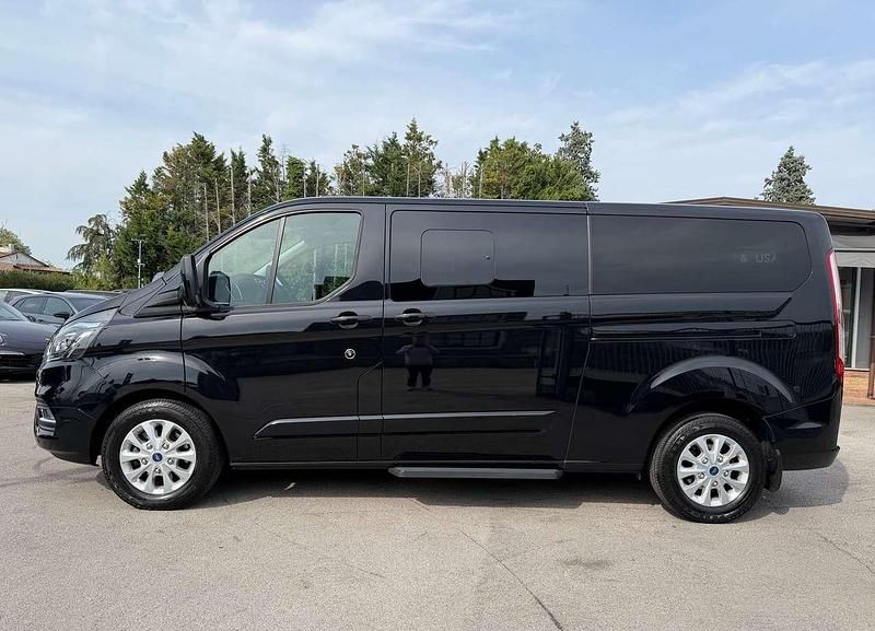 Usata Ford Tourneo Custom Titanium 170 CV (125 kW) 2019 Nero metallizzato Furgone