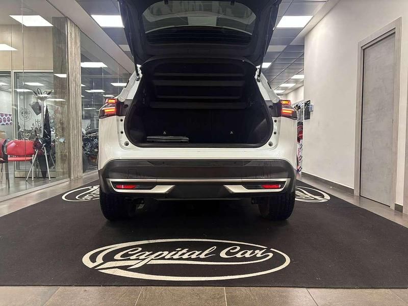 Usata Nissan Qashqai N-Connecta 140 CV (102 kW) 2025 Bianco SUV