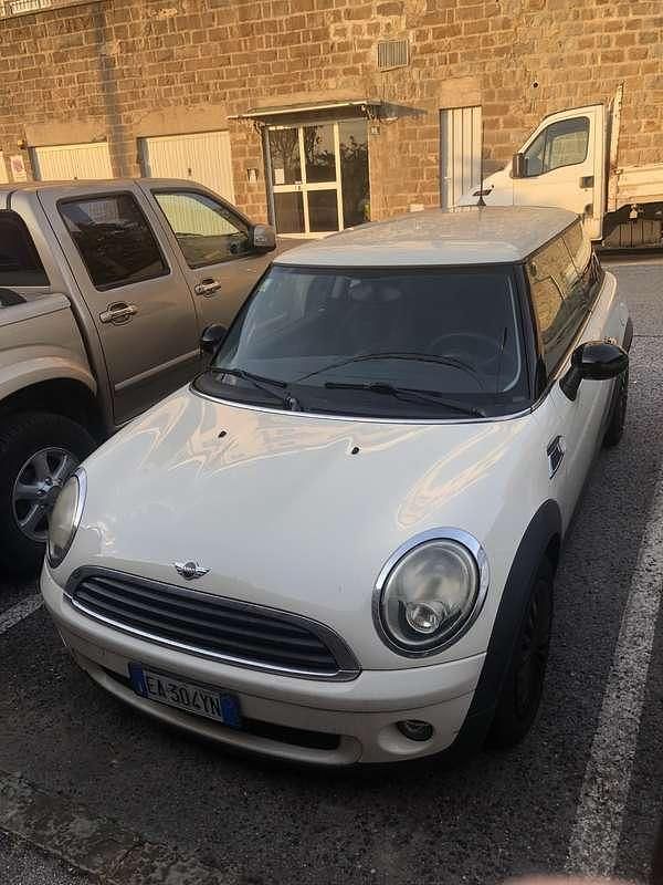 Usata Mini ONE 75 CV (55 kW) 2010 Beige Utilitaria