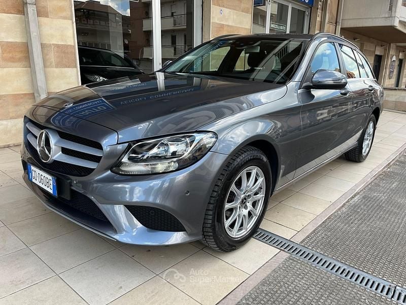 Grigio Usata 2020 Mercedes C200 Business Station wagon | 18.500 € (Buon prezzo) - Immagine 1/4