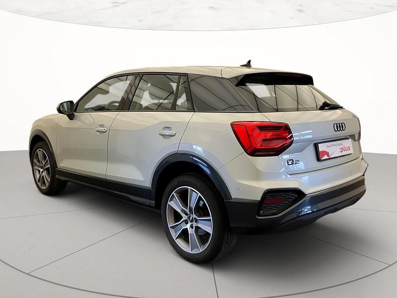 Usata Audi Q2 Admired 116 CV (85 kW) 2024 N8 argento cavo metallizzato SUV
