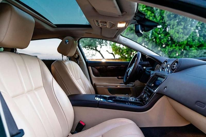 Usata Jaguar XJL 207 CV (152 kW) 2012 Nero Berlina