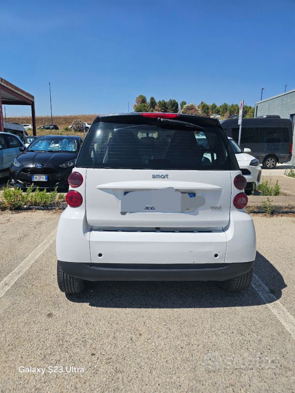 Usata Smart ForTwo Coupé 71 CV (52 kW) 2010 Utilitaria
