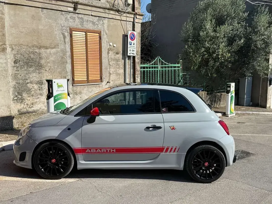 Usata Abarth 500 135 CV (99 kW) 2009 Grigio Utilitaria