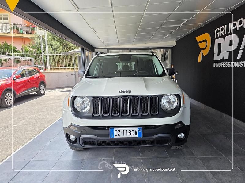 Usata Jeep Renegade Trailhawk 170 CV (125 kW) 2015 Bianco SUV