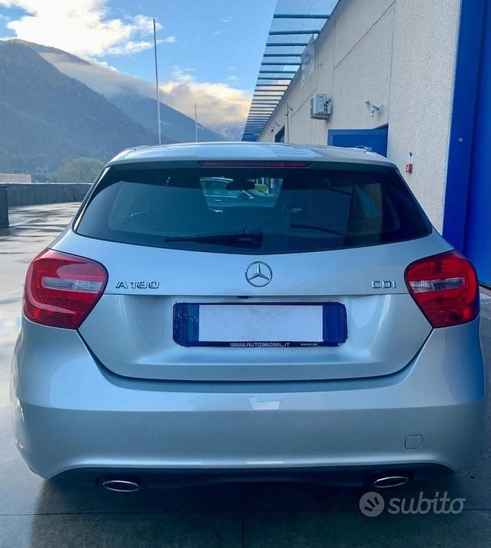 Usata Mercedes A180 2014 Grigio Berlina