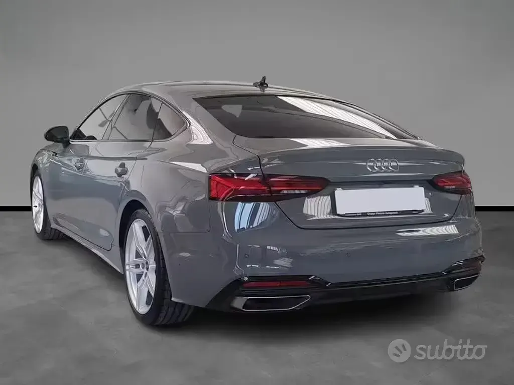 Usata Audi A5 S-Line 204 CV (150 kW) 2021 Grigio / pastello Coupé