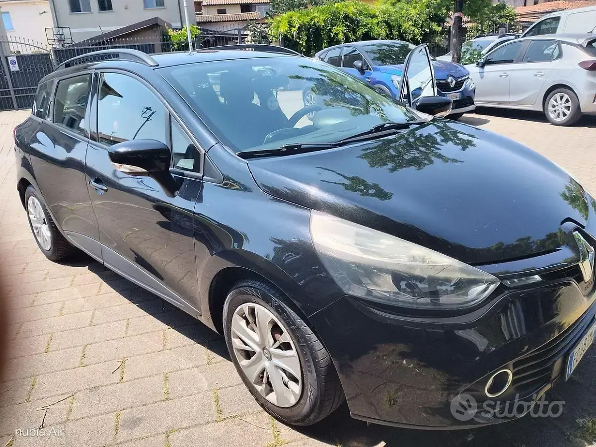 Usata Renault Clio 75 CV (55 kW) 2016 Nero Station wagon