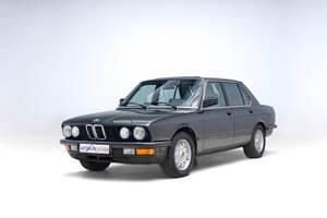 Usata BMW 528 Performance 184 CV (135 kW) 1986 Verde Berlina