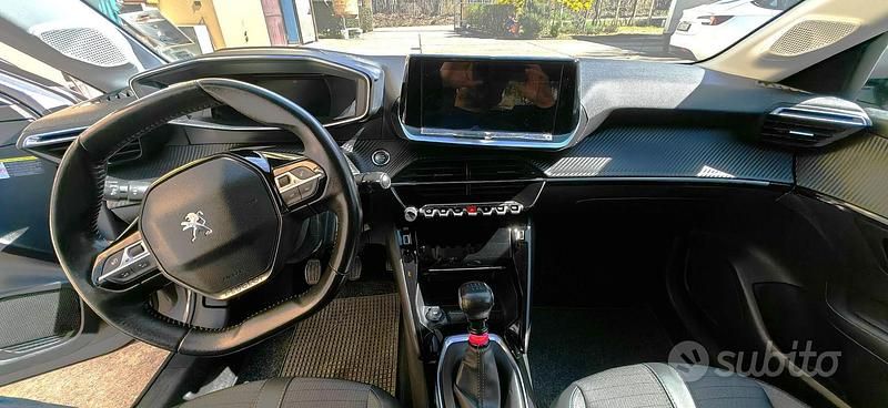 Usata Peugeot 208 Allure 75 CV (55 kW) 2020 Grigio Utilitaria