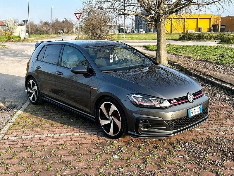 Usata VW Golf VII GTI 245 CV (180 kW) 2019 Grigio Berlina