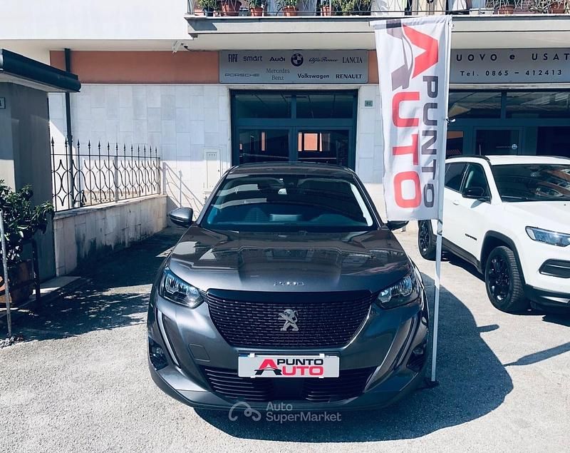 Usata Peugeot 2008 Active 110 CV (80 kW) 2021 Antracite SUV
