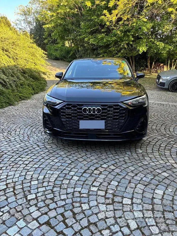 Usata Audi Q3 200 CV (147 kW) 2023 Nero SUV