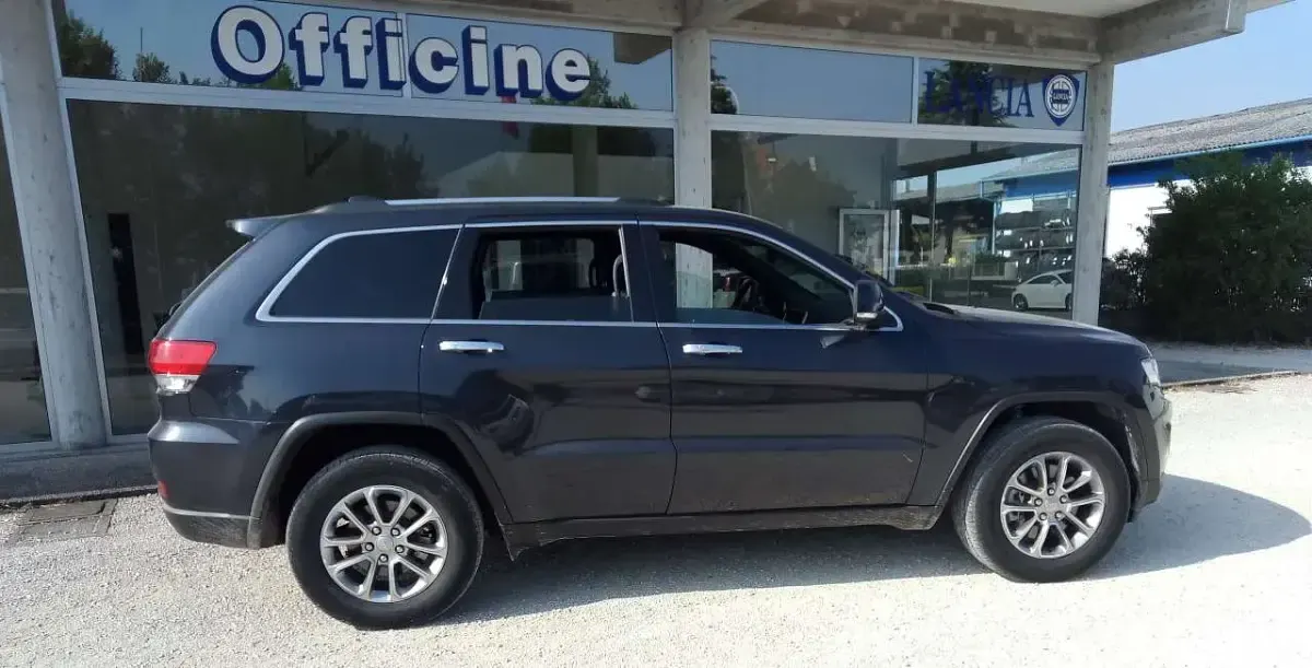 Usata Jeep Grand Cherokee Limited 250 CV (183 kW) 2016 Grigio antracite metallizzato SUV