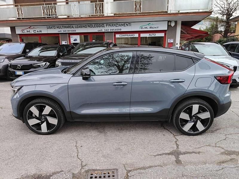 Usata Volvo C40 160 kW (218 CV) 2022 Blu/azzurro SUV