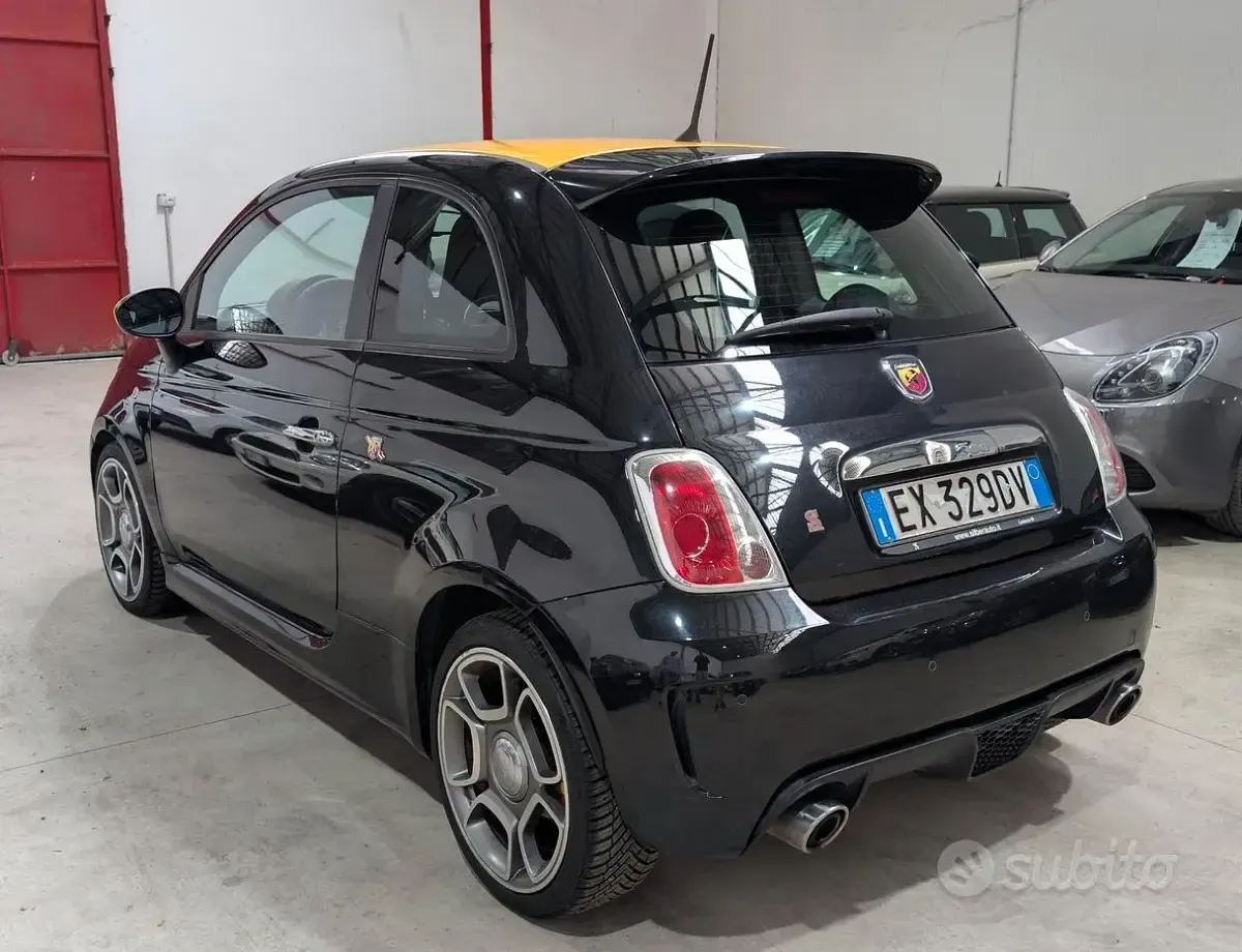Usata Abarth 500 Custom 135 CV (99 kW) 2014 Nero Berlina