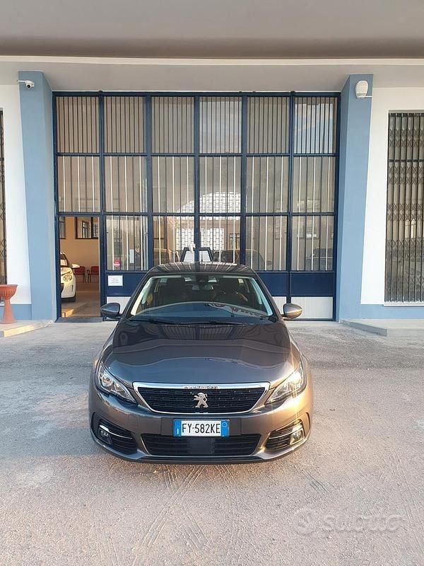 Blu Usata 2019 Peugeot 308 Allure Station wagon | 8999 € (Ottimo prezzo) - Immagine 1/4