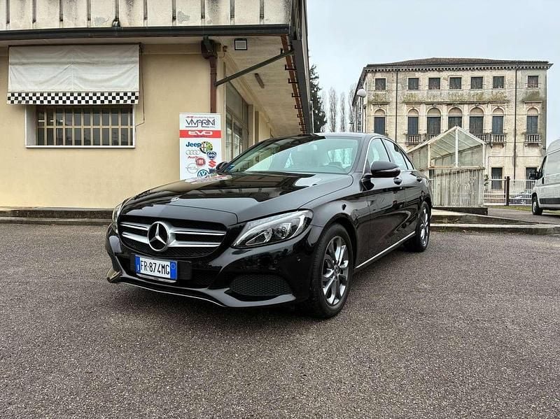 Nero Usata 2017 Mercedes C180 Avantgarde Tre volumi | 20.490 € (Ottimo prezzo) - Immagine 1/4