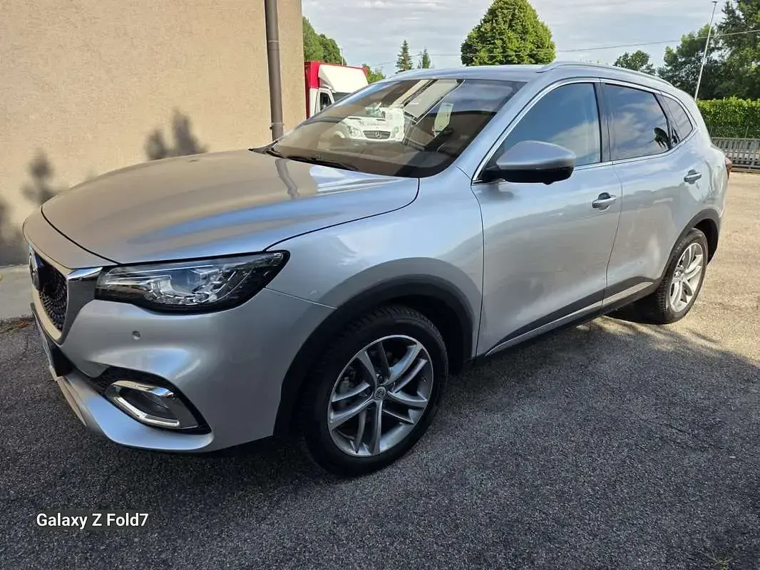 Usata MG HS Luxury 162 CV (119 kW) 2023 Grigio SUV