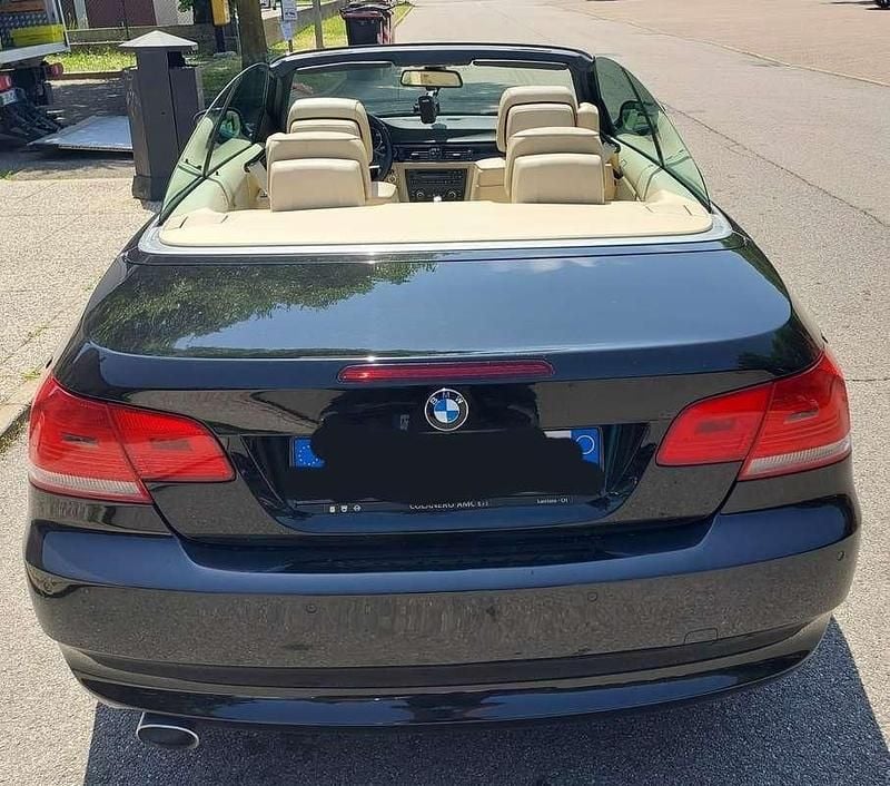Usata BMW 320 Cabriolet M Sport 177 CV (130 kW) 2010 Cabrio