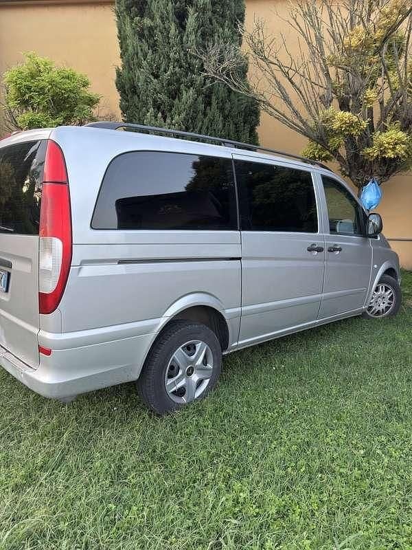 Usata Mercedes Vito 150 CV (110 kW) 2008 Argento Furgone