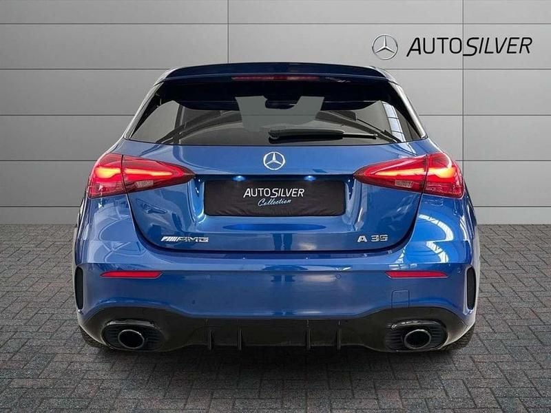 Usata Mercedes A35 AMG Advanced Plus 306 CV (225 kW) 2023 Blu / metallizzato Berlina