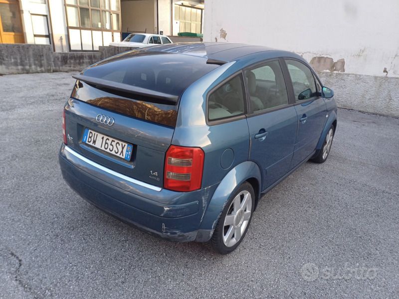 Usata Audi A2 75 CV (55 kW) 2001 Blu Utilitaria