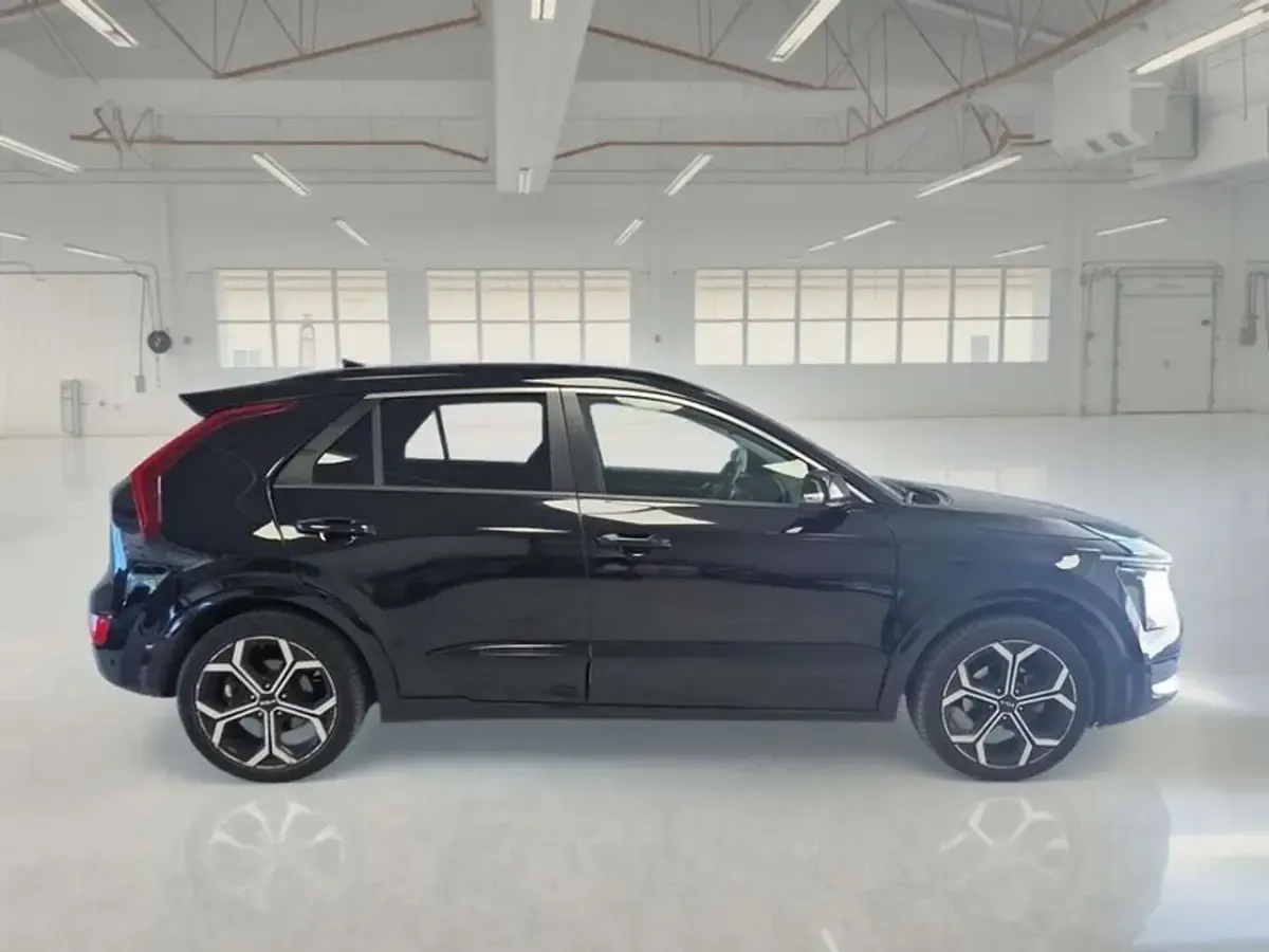 Usata Kia Niro Style 105 CV (77 kW) 2023 Nero SUV